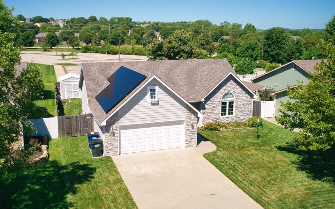 4.92 kW Residential Maxeon Solar Installation in Lawrence, Kansas